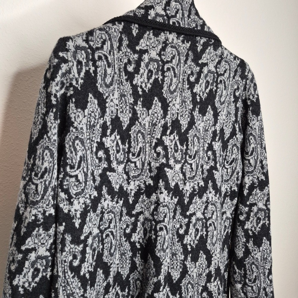 Cambridge Dry Goods 100% Wool Paisley Floral Long Cardigan Sweater Duster M Cozy - Picture 6 of 10